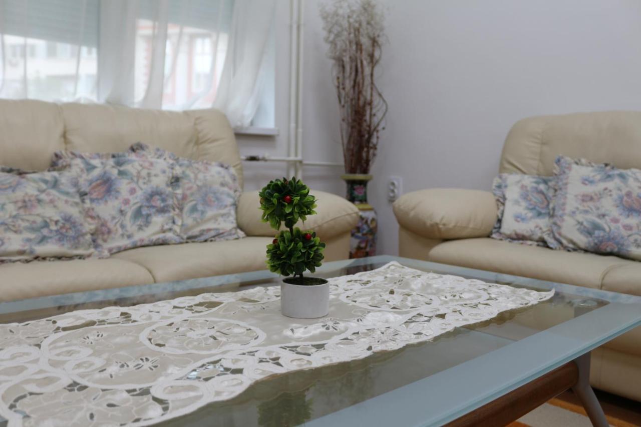 סקופיה Ata Apartment מראה חיצוני תמונה